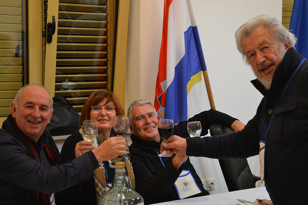 5. Bilosnićeva zdravica predstavljačima